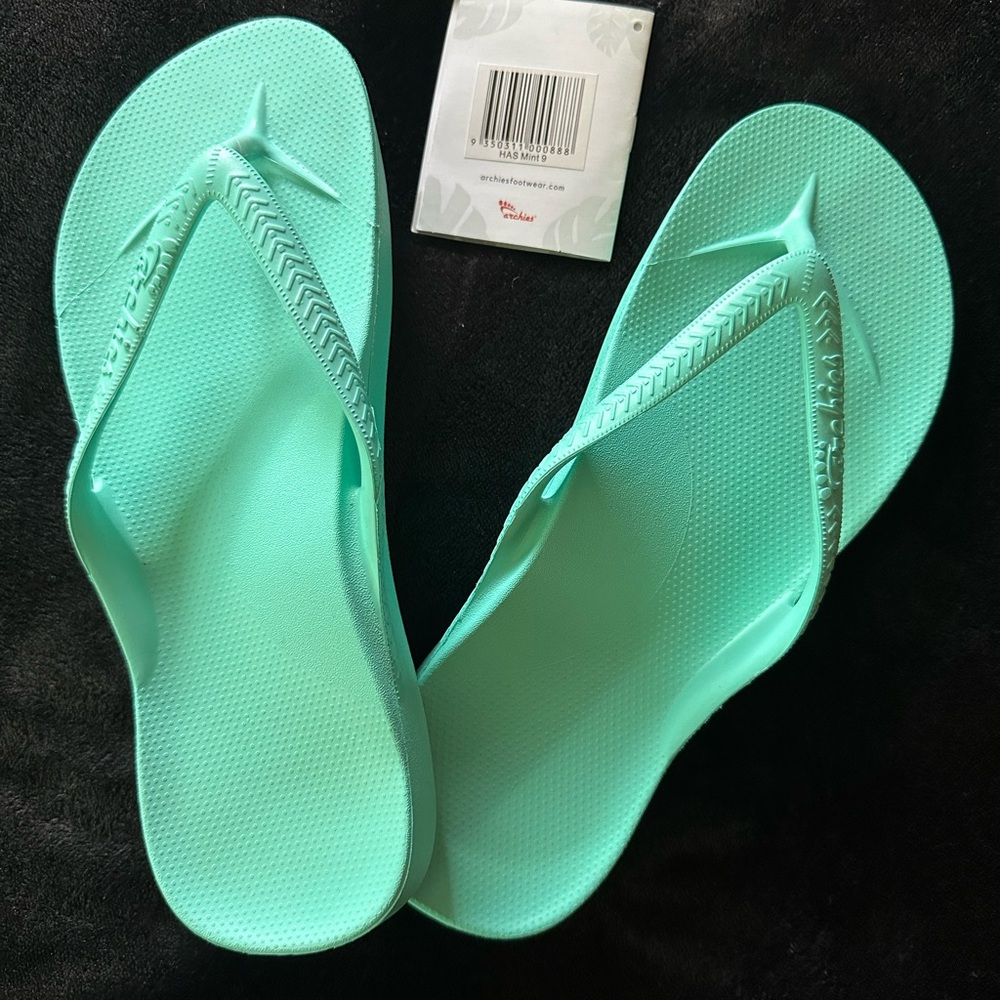Archie’s Flip Flops